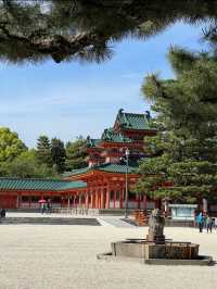 The Quiet Heian-jingu Shrine in Kyoto, Japan ⛩️🇯🇵