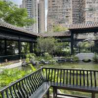  A Luxurious Coffee Retreat at Starbucks Reserve Bar