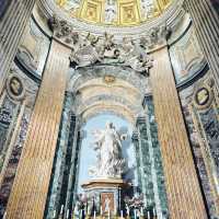 Timeless Majesty at the Pantheon, Rome 🇮🇹