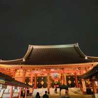 雷門淺草觀音寺，東京必遊最古老的廟宇。