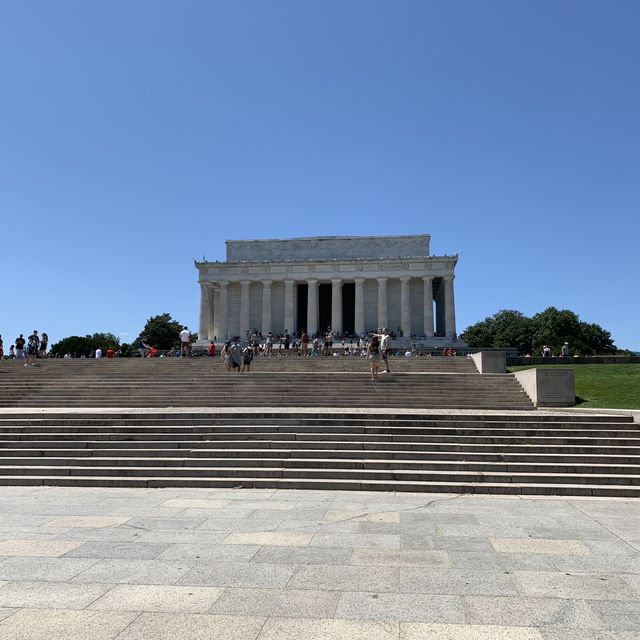 Walking Through History: Washington, D.C.’s Landmark Must-Sees