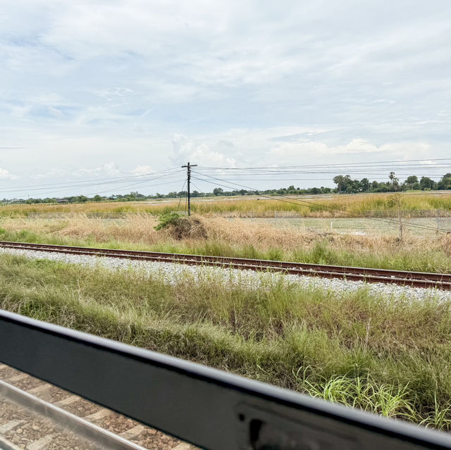 รีวิวนั่งรถไฟเที่ยวฉะเชิงเทรา