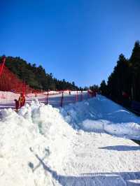 長沙冬日雪韻：明月山滑雪與溫泉之旅