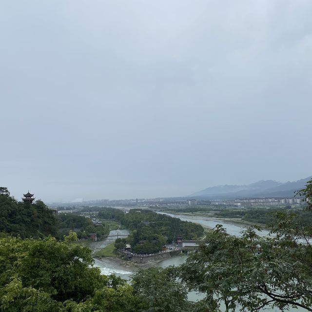 「成都樂土」：大熊貓、古寺、公園，享受輕鬆寫意的氛圍