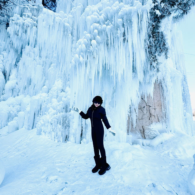 น้ำตก หิมะ ที่ snow valley in harbin