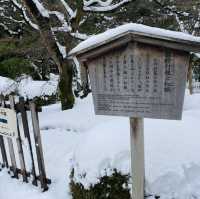 【金沢市🇯🇵兼六園】雪景色に包まれて☺️庭園散策