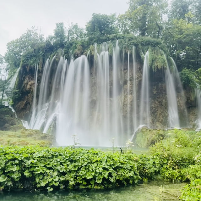 📍Plitvice Lakes National Park, Croatia 🇭🇷