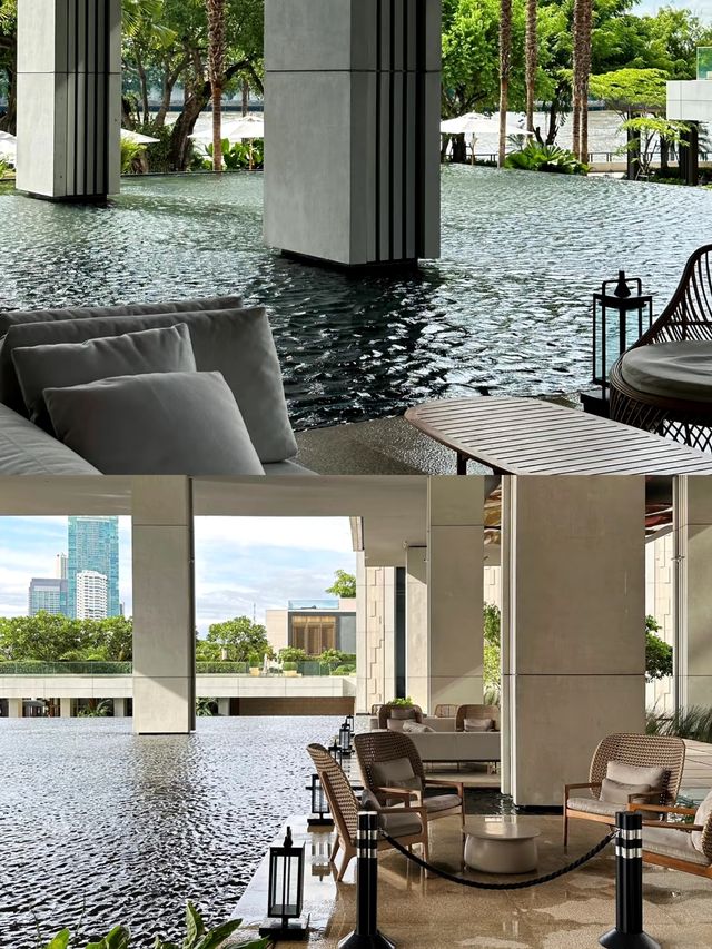 FOUR SEASONS HOTEL BANGKOK AT