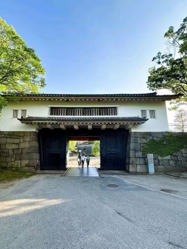 OSAKA | Osaka Castle in Japan is Lovely 🥰  🇯🇵