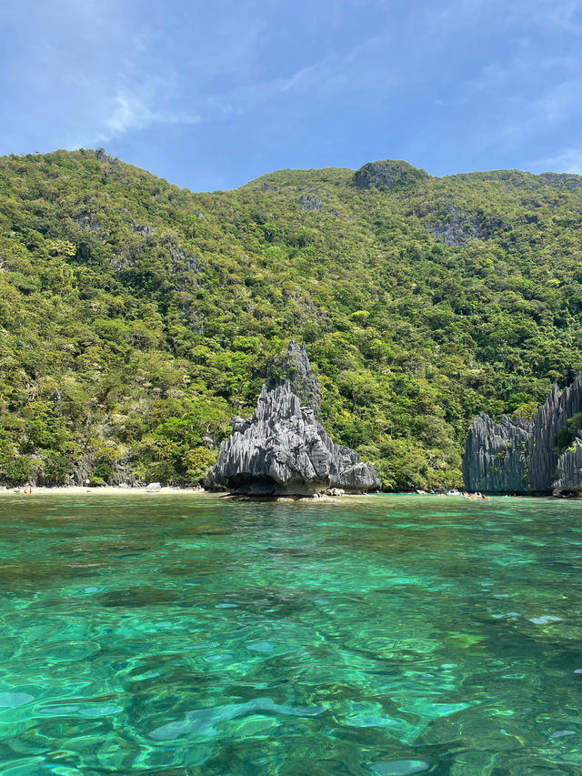 "Cadlao" which means "laughter" is the name of this lagoon located in El Nido Palawan