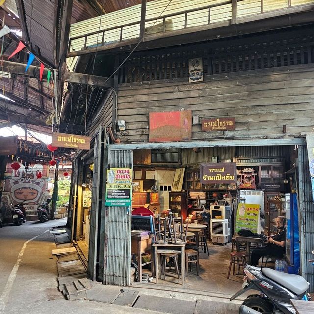 ชม ชิม ช้อปตลาดบ้านใหม่ ฉะเชิงเทรา