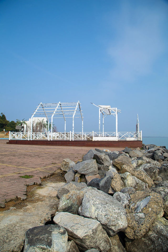 巢湖邊的雲水灣公園，讓你感受小小的“三亞”