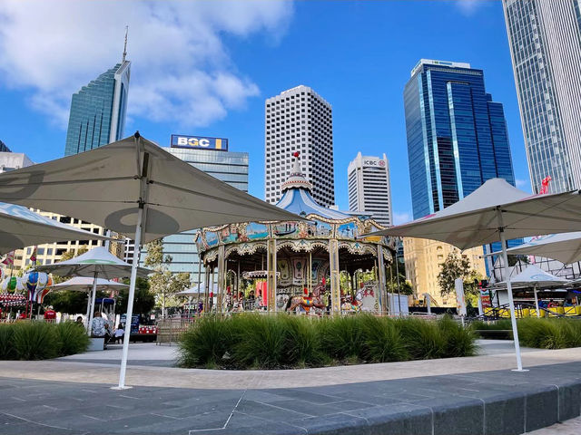 A solo trip to Elizabeth Quay