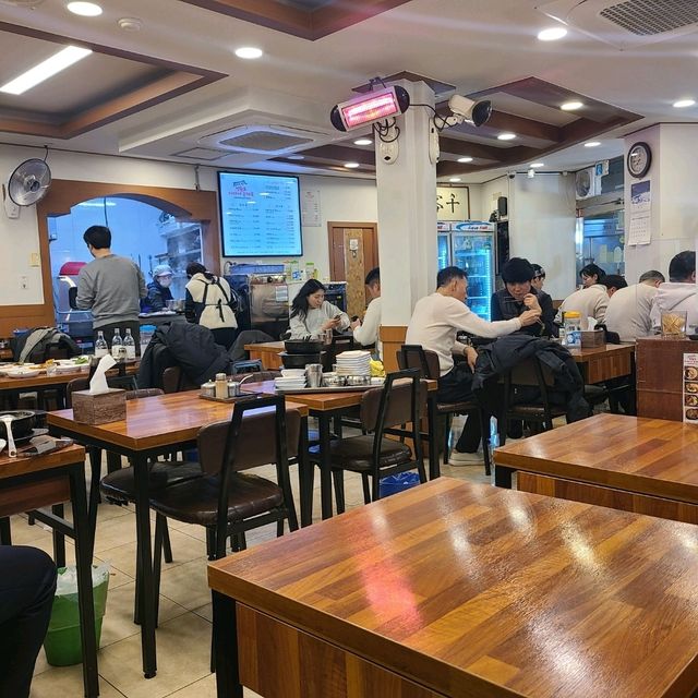 서울 영등포 맛집)영등포아바이순대국 - 영등포시장 순대국밥 맛집