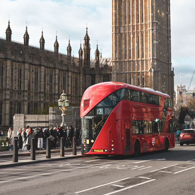 A Day Walk Around Big Ben: Iconic London At Its Best