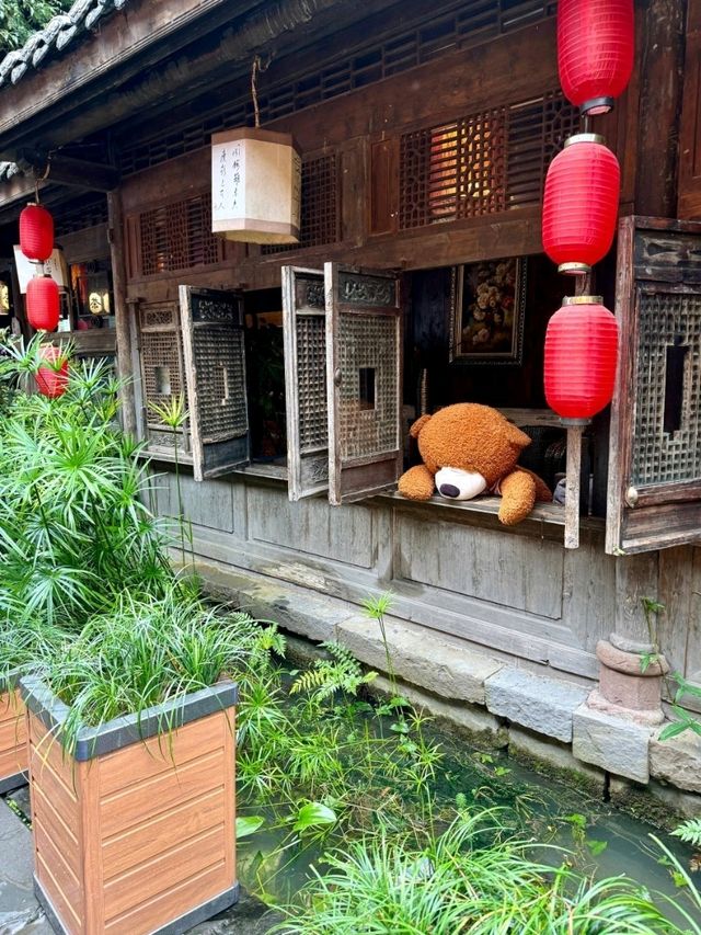 A Fun and Charming Street in Chengdu