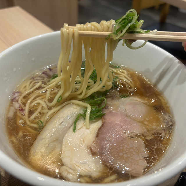 【食べ歩き】神奈川 日吉 「貝麺 あおみ」 女性に嬉しい新ジャンルの貝出汁ラーメン