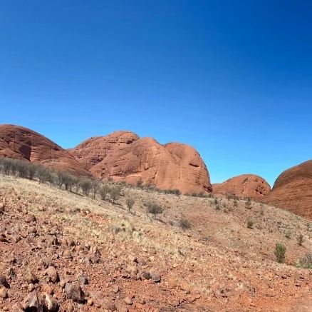 Majestic and Timeless: My Awe-Inspiring Visit to Uluru!