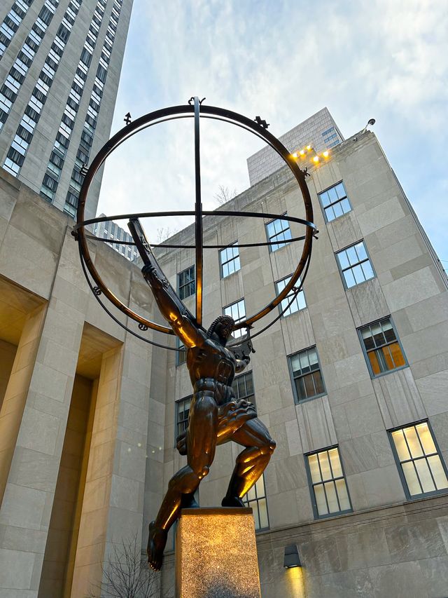 Lively and Vibrant Rockefeller Center, NYC 🇺🇸