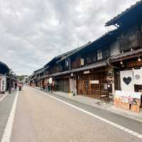 懐かしい雰囲気の犬山城下町