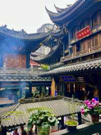 Luohan Temple: A gem in Chongqing. 