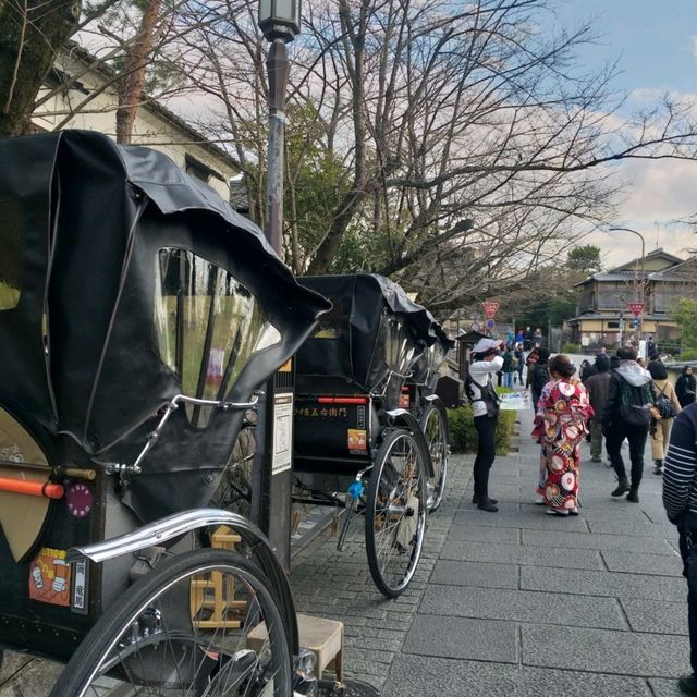 Charming Streets and Timeless Beauty: Gion, Kyoto