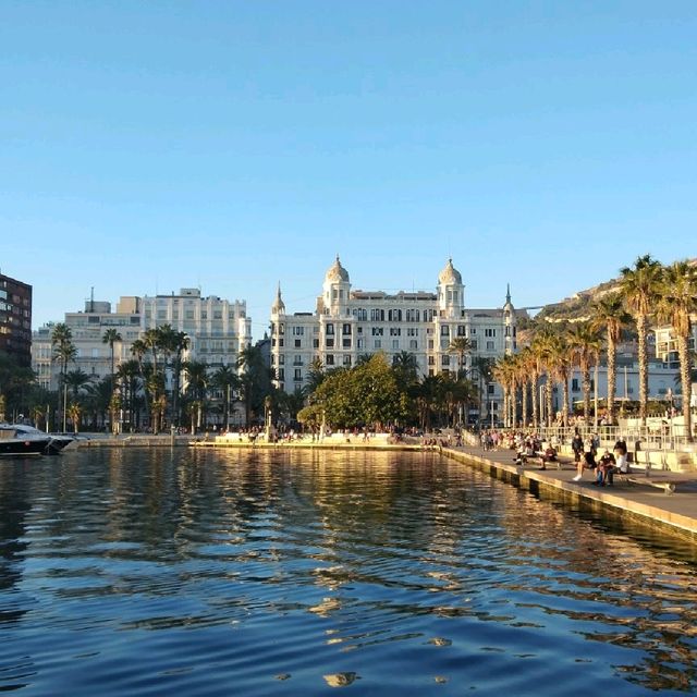 Walking at Alicante marina