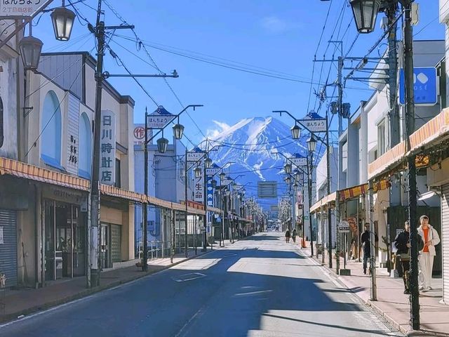 Exploring the Beauty of Lake Kawaguchiko: Gateway to Mount Fuji