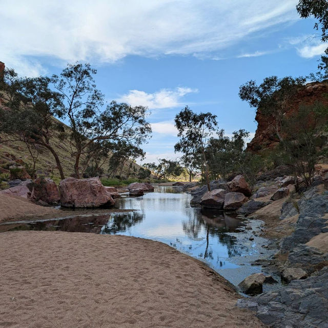 Journey into the Heart of Simpsons Gap