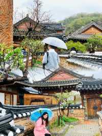 Rainy Day Charm: Exploring Jeonju Hanok Village in Serenit