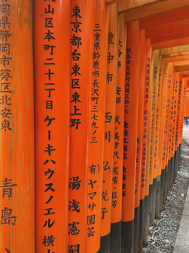 日本京都最古老的打卡神社-伏見稻荷大社