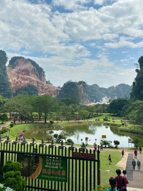 Kek Lok Tong: A Hidden Gem in Ipoh