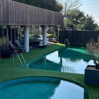 Bayhill Pool & Villa