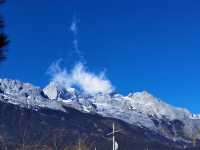 遠眺玉龍雪山