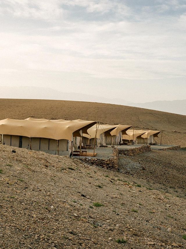 摩洛哥沙丘中的沙漠小屋像住在火星上