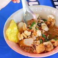  ร้านก๋วยเตี๋ยวไม้ฟืน ต้มยำโบราณ บ่อดาน พังงา