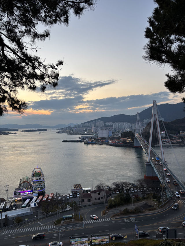 연인과 사진 찍기 좋은 여수 돌산공원😍