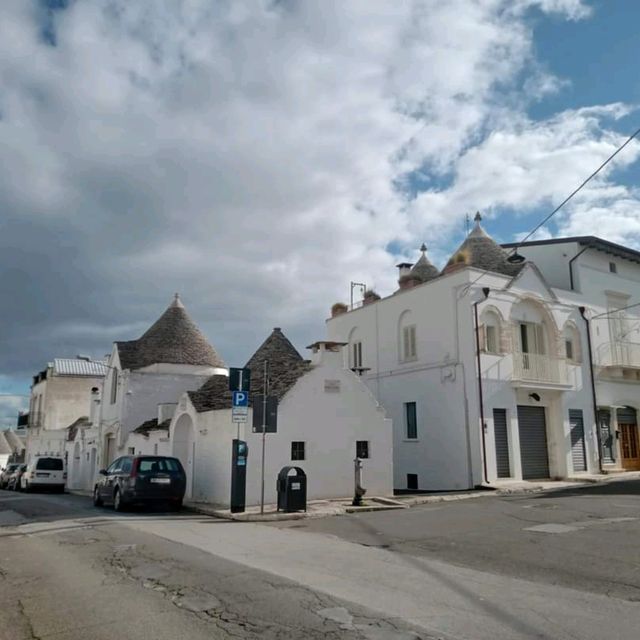 Alberobello Italy and the trulli