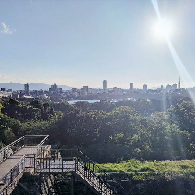 《探索福岡的綠洲——舞鶴公園之旅》