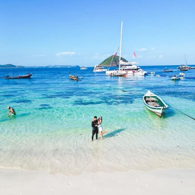 ล่องเรือ Avici สุดหรู ไปพักผ่อนสุดชิลที่เกาะเฮ