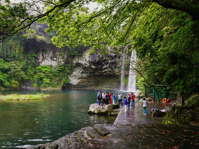 Cheonjeyeon Waterfall