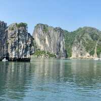 A Day in Ha Long Bay 🌊