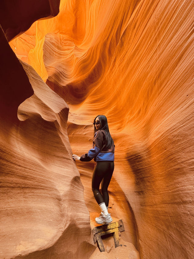 🏜️มหัศจรรย์ของแสงสี Lower Antelope Canyon