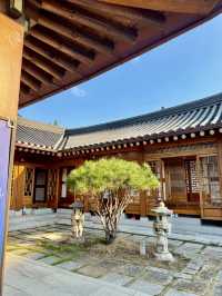 LIVE LIKE ROYALTY AT HWANGNAMKWAN HANOK GUESTHOUSE