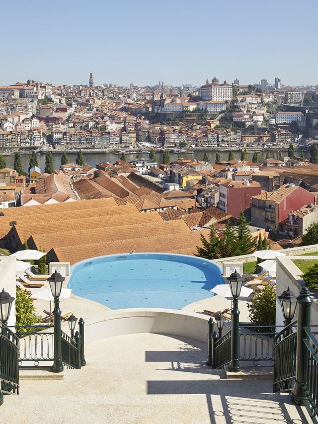 🌟 Porto's Luxe Stay: The Yeatman Hotel 🍇✨