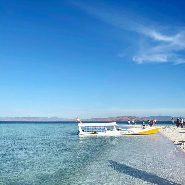 TAKA KOMODO ISLAND