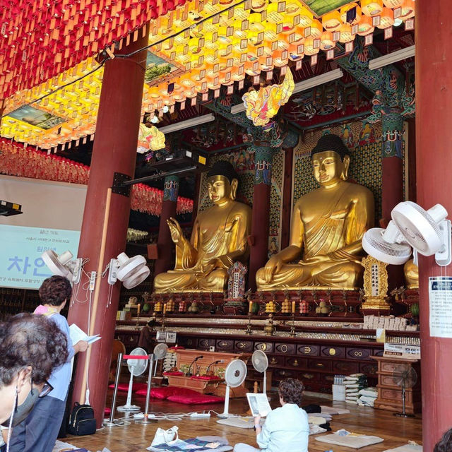 Jogyesa Temple's Timeless Charm