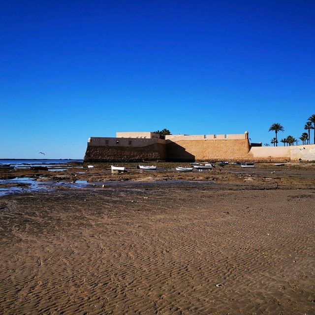 Basking in Cádiz: Sun, Sea, and Spanish Charm