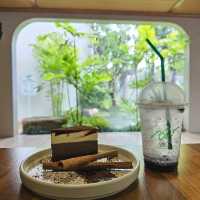 Chom Cafe and Restaurant | Hua Hin