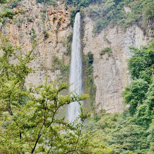 Majestic Encounter with Sipiso-piso Waterfall in North Sumatera 